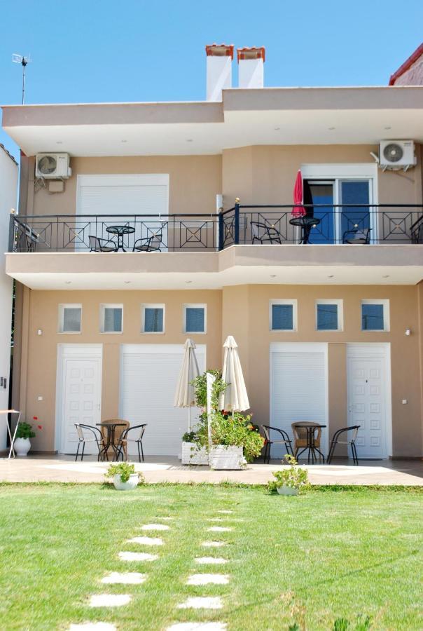 דירות ניקיטי Christina'S Sea House מראה חיצוני תמונה