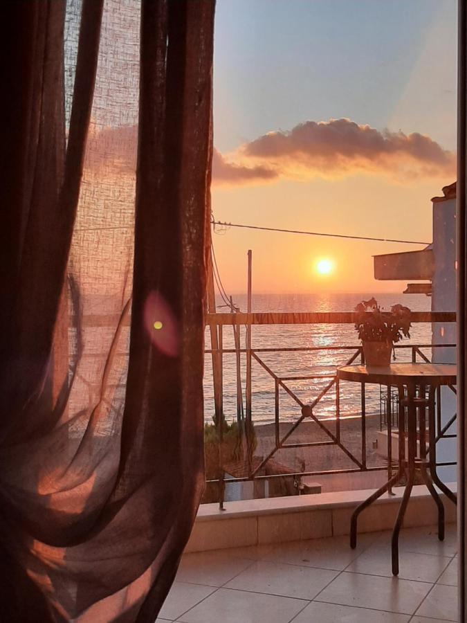 דירות ניקיטי Christina'S Sea House מראה חיצוני תמונה